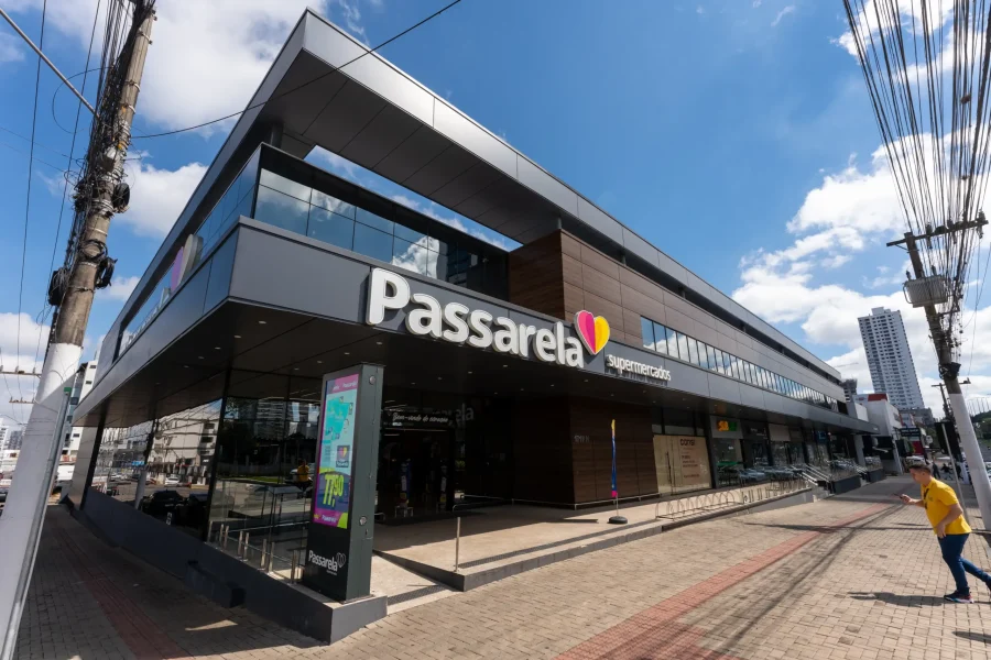 Case de Obras Passarela Supermercados Kingspan Isoeste Chapecó SC (1)